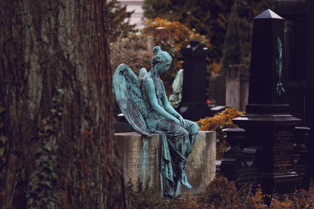 statue of an angel